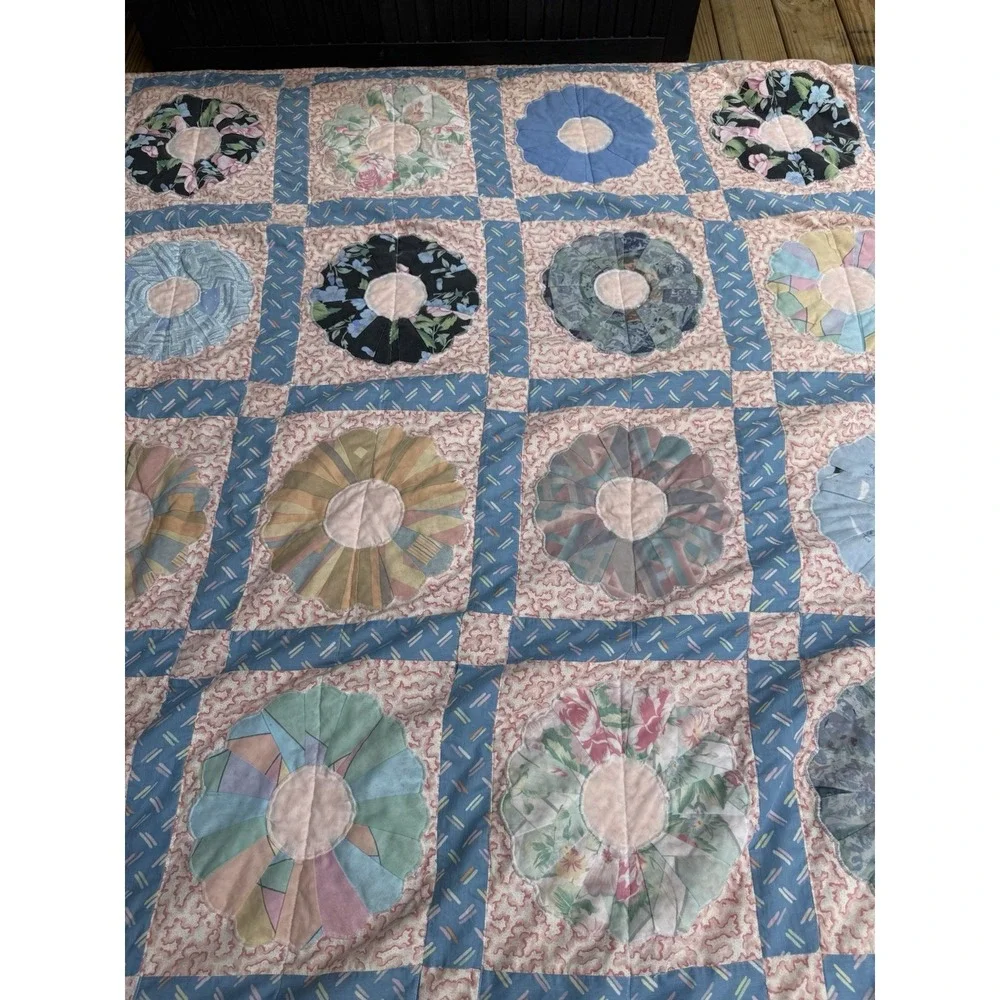 Vintage Fabric Dresden Plate Quilt Blanket 86